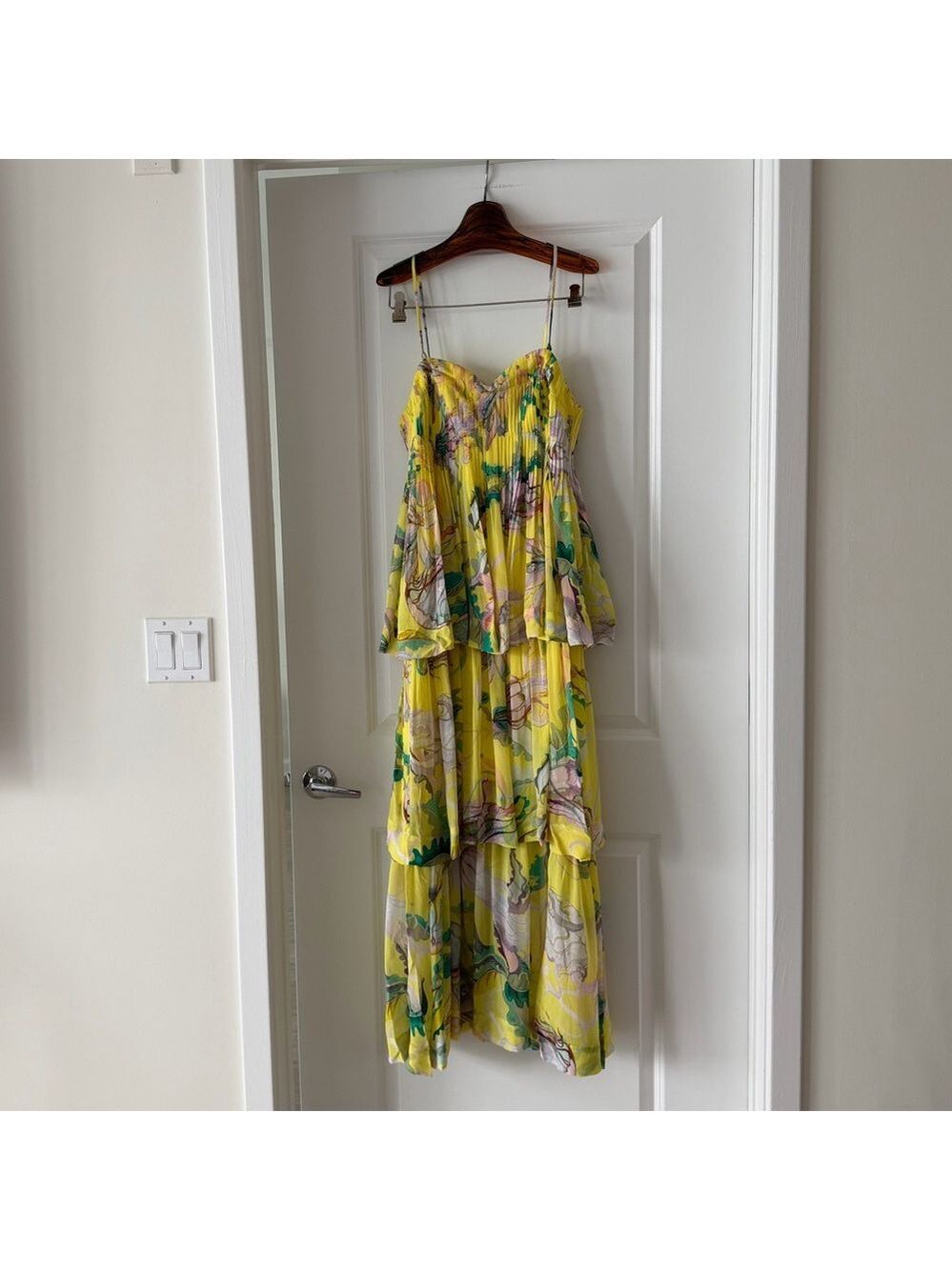 Farm Rio Yellow Jellyfish Bouquet Layered Maxi Dress - Picture 4 of 9
